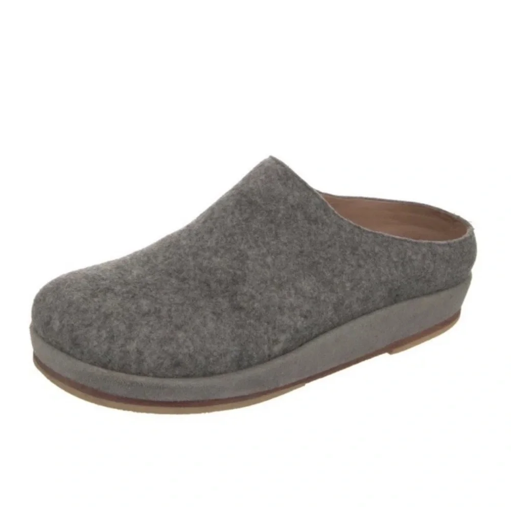 Lauren Manoogian Women's Charcoal Wool Flat Clogs Size 8 - Picture 3 of 5